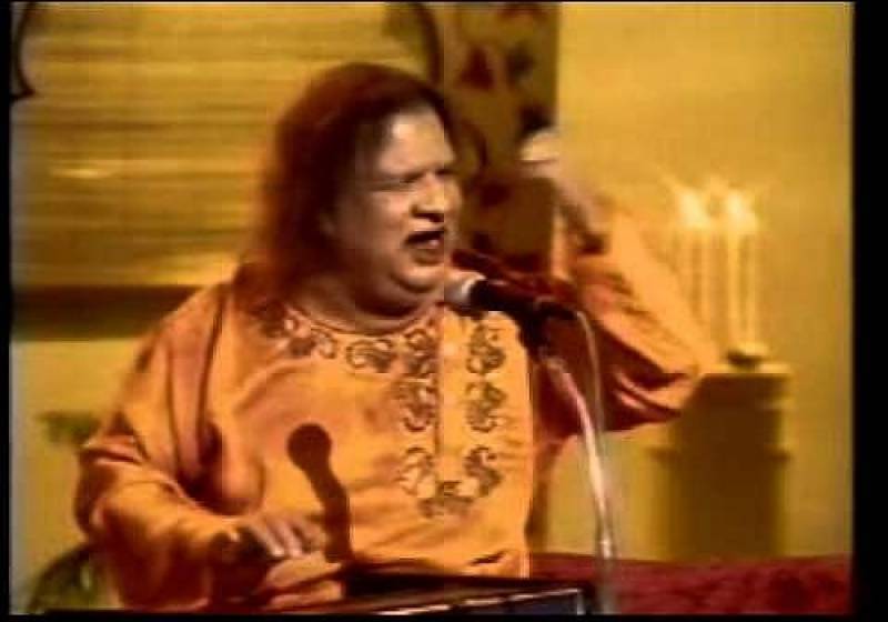 Qawwal Aziz Mian being remembered on his 16th death anniversary