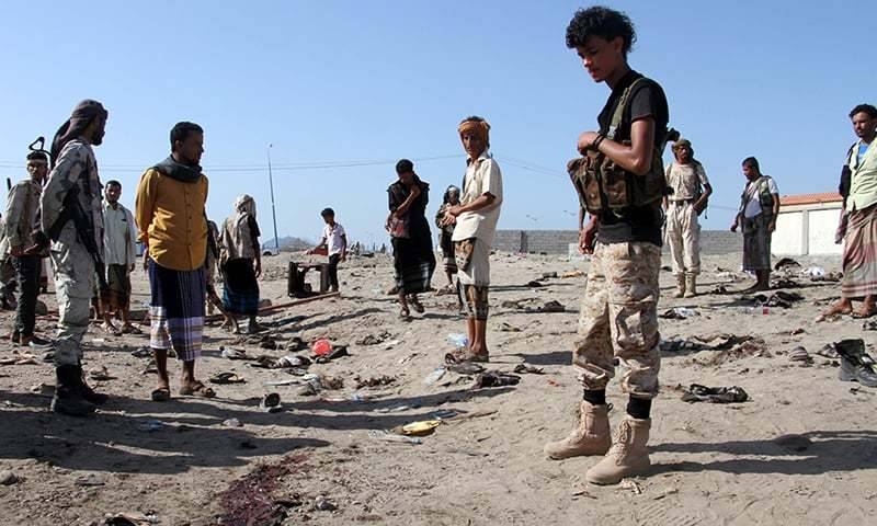 Yemen: 30 soldiers killed in suicide explosion