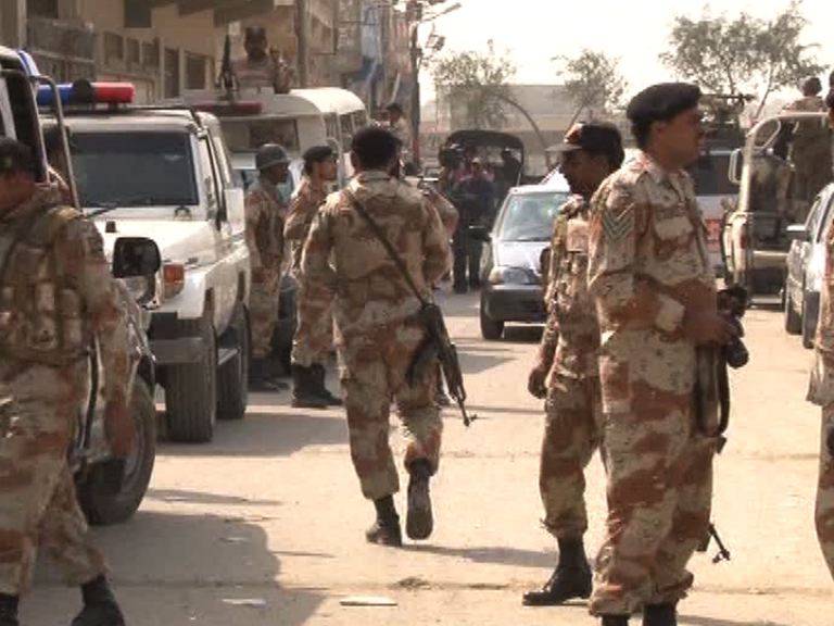 Sindh Rangers raid offices of Zardari’s close aide, recover weapons