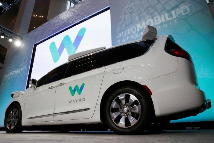 Google unveiled self-driving system in Chrysler Pacifica