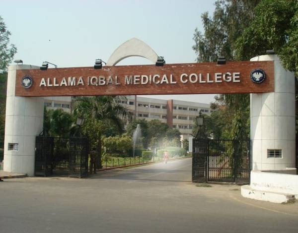 Punjab to hire heads of six medical colleges, won’t be allowed private practice