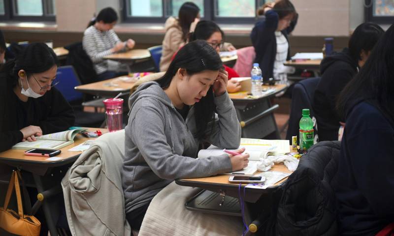 South Korea grounds planes, changes business hours to maintain pin-drop silence during exam