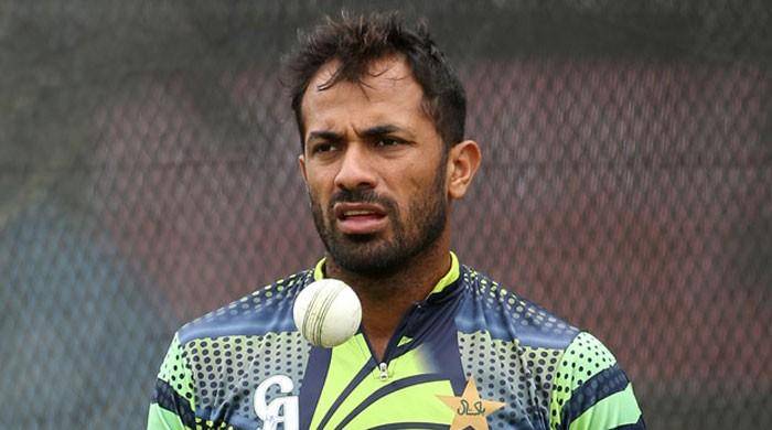 Wahab Riaz reaches hometown for father’s funeral