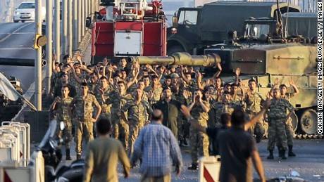 Trial of 330 Coup suspects started in Turkey