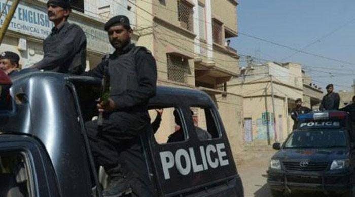 70 Suspects detained during police raid in Peshawar