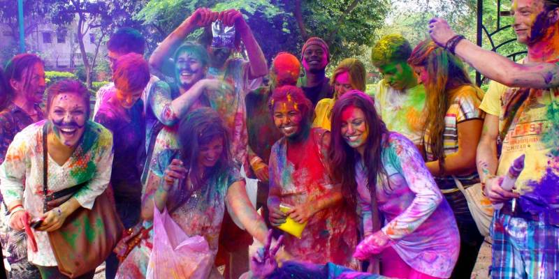 Hindu community celebrates 'Holi' across Pakistan