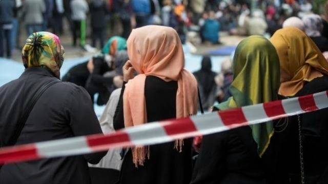 Employer can bar female staff from wearing Islamic headscarves: court