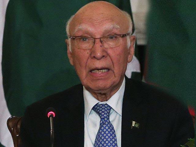 About 11,764 Pakistanis currently jailed or detained abroad: Aziz