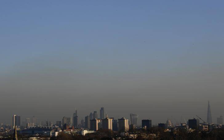 UK will not appeal court ruling on air pollution plan: PM's spokesman