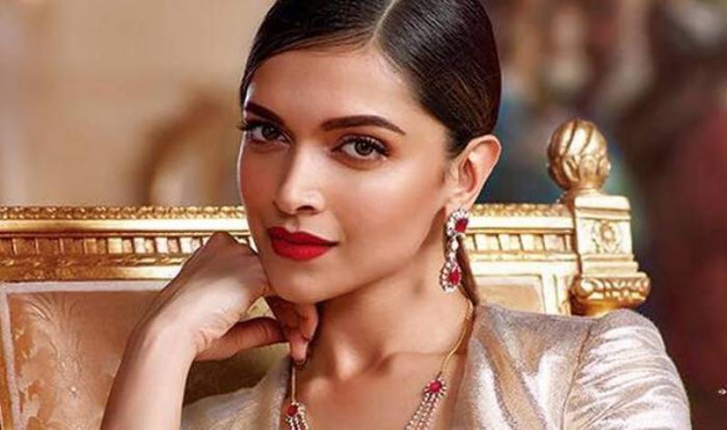Deepika gives surprise to family