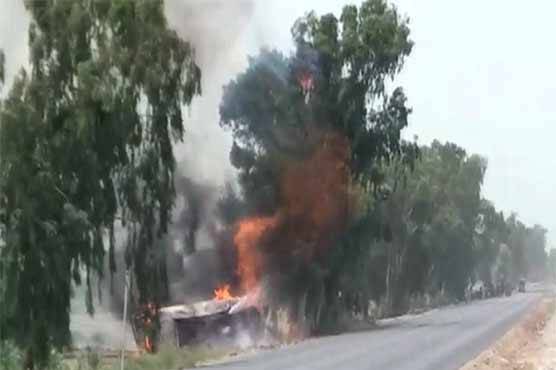 Fire engulfs chemical tanker after overturning in Nawabshah