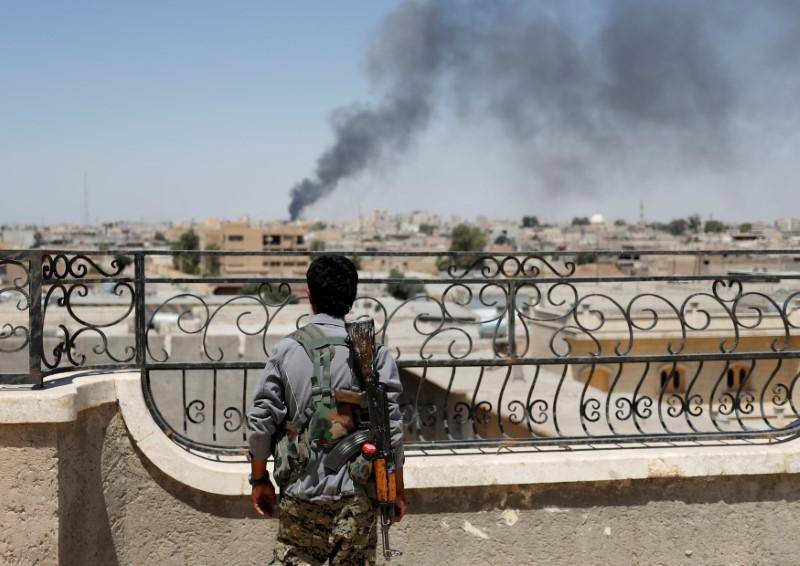 Syrian army, allies advance against Islamic State east of Raqqa