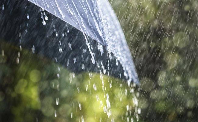 Heavy rain expected at scattered places