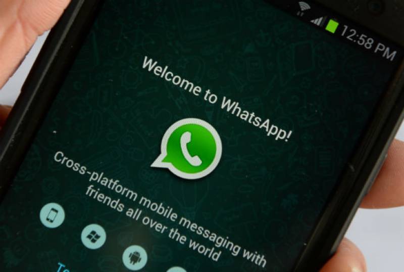 Whatsapp introduces Facebook-style coloured text status feature