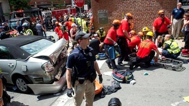 1 dead, dozens injured after clashes at Virginia rally