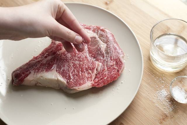 Cooking meat: learn how to tenderize quickly