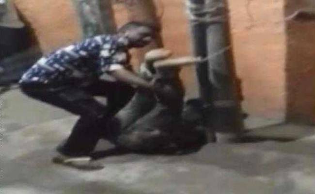 Delhi mob tied, thrashed Nigerian man, nobody helped