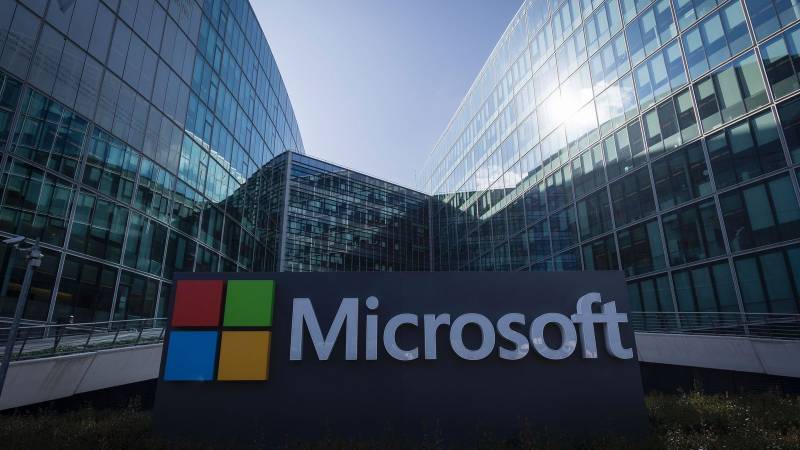 Microsoft responded quietly after detecting secret database hack in 2013