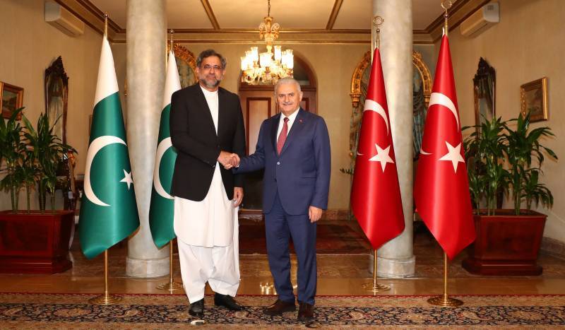 PM Abbasi, Turkish counterpart agree to boost bilateral relations