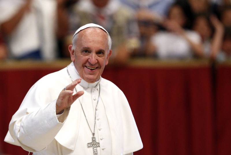 Pope faces diplomatic dilemma in Myanmar visit