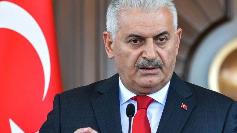 Syria talks in Astana and Geneva 'not competing': Turkey