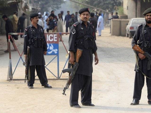 Blast in D.I. Khan: 3 security personnel among 4 injured