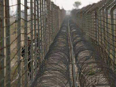 Three civilians injured in unprovoked Indian forces firing at working boundary