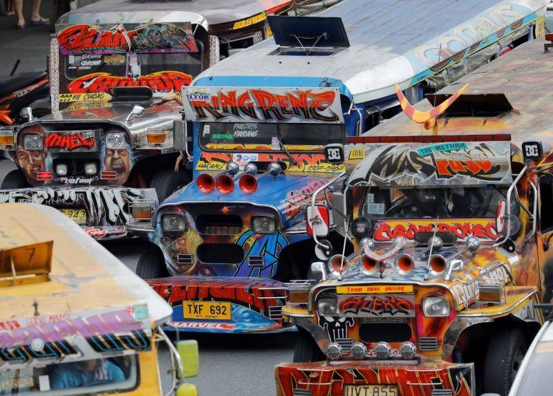 Philippines to phase out cheap but rickety ‘jeepneys’