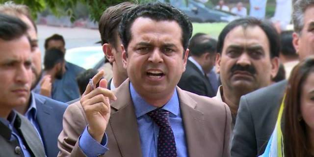 Contempt case: SC gives Talal Chaudhry one week to submit reply