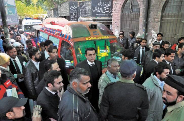 Two lawyers killed in crossfire outside Lahore’s Sessions court