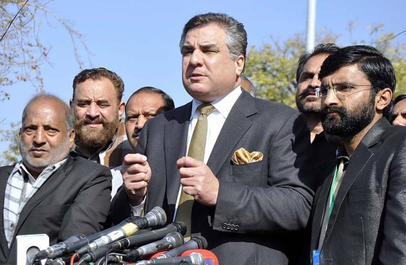 Contempt case: SC to indict Daniyal Aziz on March 13