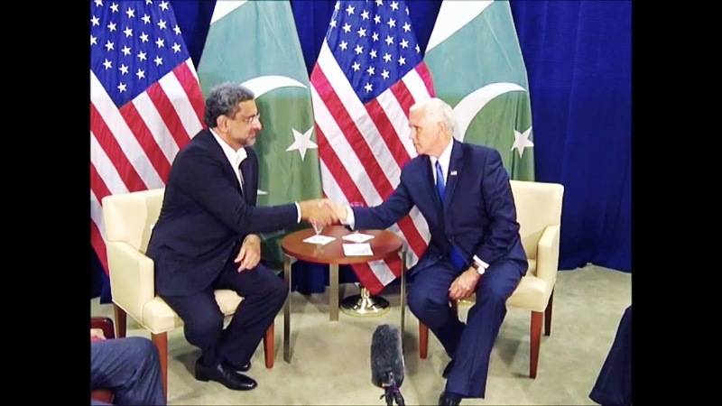PM Abbasi discuss important issues with US VP Pence