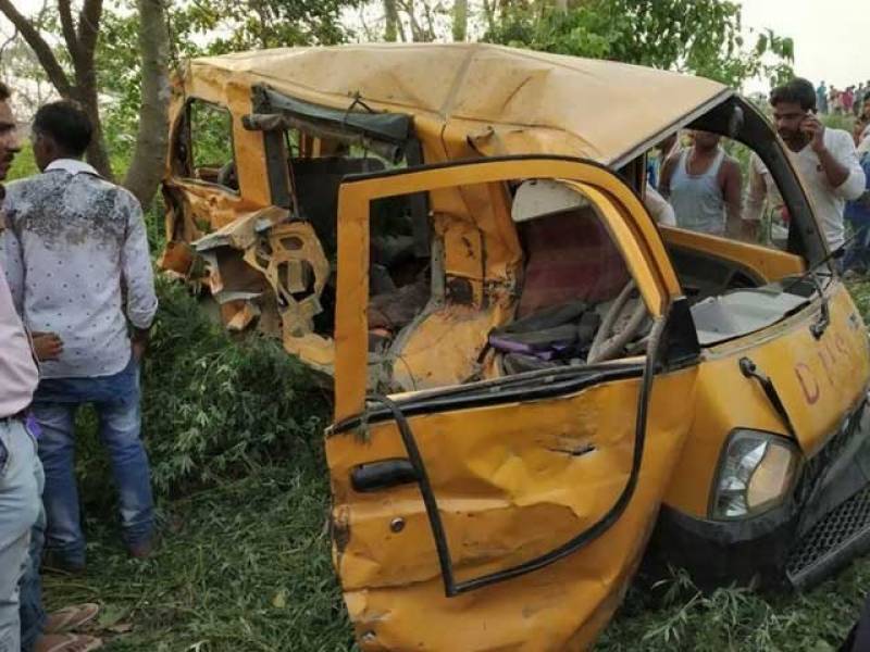 13 student killed as train rams into a school van in Uttar Pradesh
