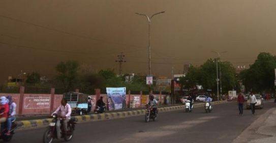 Over 75 killed as violent dust storms hit India