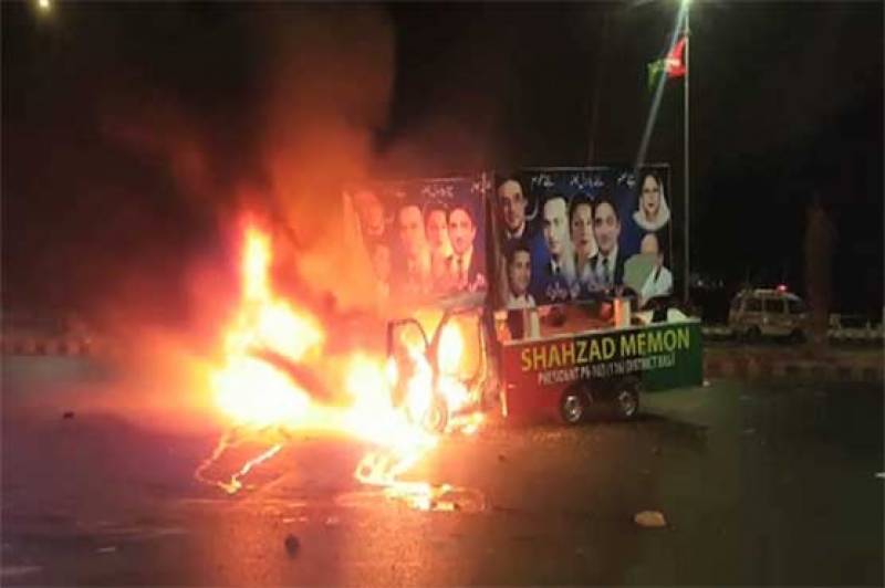 PPP vs PTI: Several injured in violent clashes in Gulshan-e-Iqbal