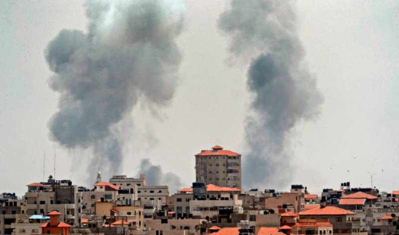 Israel launches air strikes in Gaza amid soaring tensions