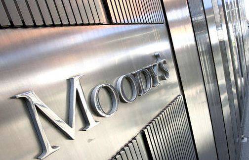 Moody’s downgrades Pakistan’s rating to negative
