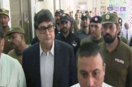Court extends Fawad Hasan Fawad remand for other 14 days