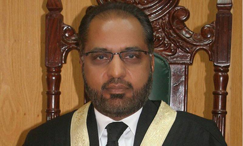 SJC serves show-cause notice to Justice Shaukat Aziz Siddiqui