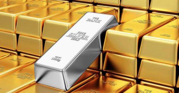 Gold price surges by Rs 2000 per tola