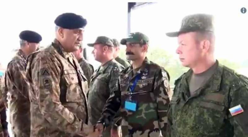 COAS Bajwa inspects Pak-Russia joint training exercise