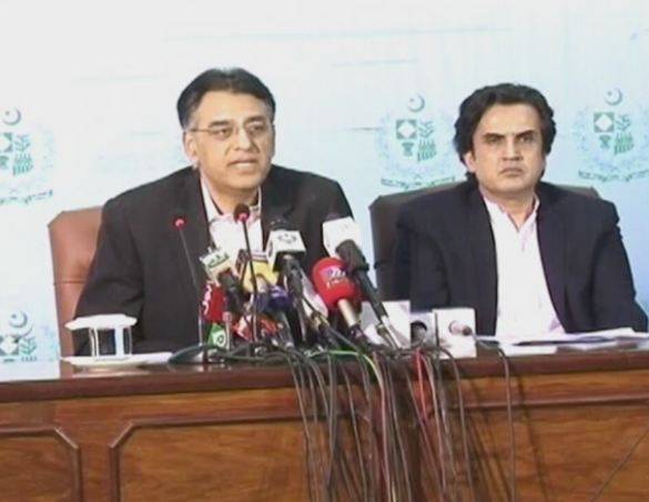 IMF did not give target for rupee’s devaluation, clarifies Asad Umar