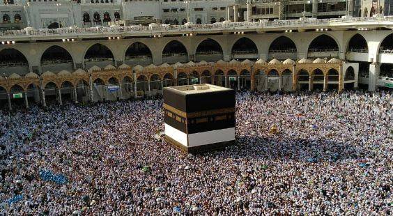 CII suggests govt to continue Hajj subsidy
