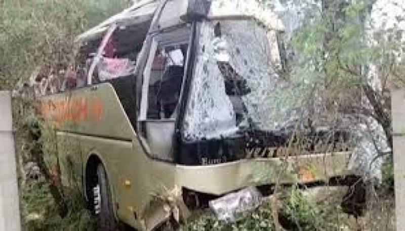 13 passengers killed in bus accident near Hassan Abdal