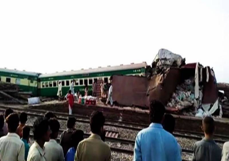 At least 21 killed, several injured as two trains collide near Sadiqabad