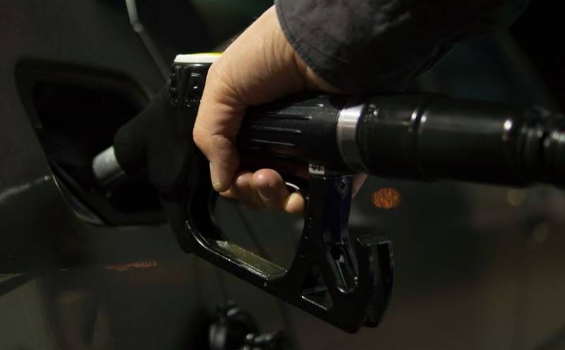 Govt increases petrol price by Rs5.15 per litre