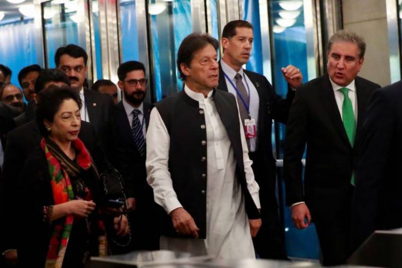 Airplane carrying PM Imran returns to New York due to technical fault