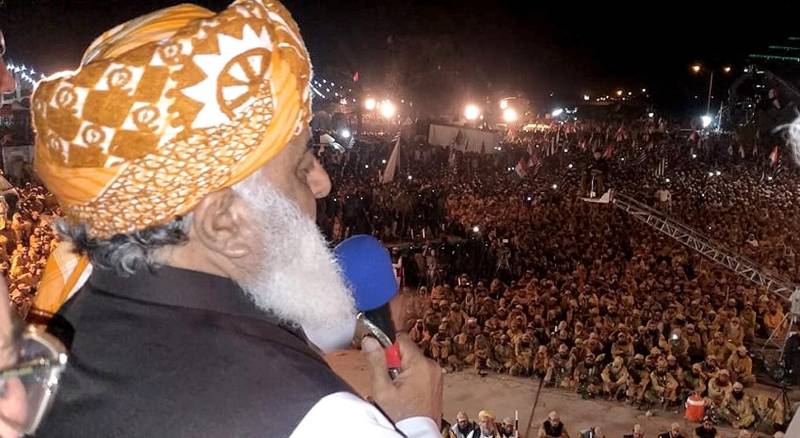 JUI-F ends Islamabad sit-in, announces to block highways across Pakistan