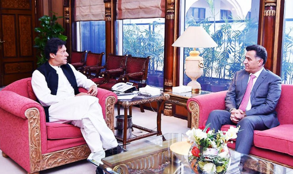 ISI chief calls on PM Khan, discusses national security matters