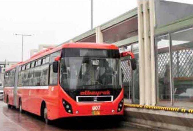 Punjab resumes Lahore, Rawalpindi-Islamabad metro bus service